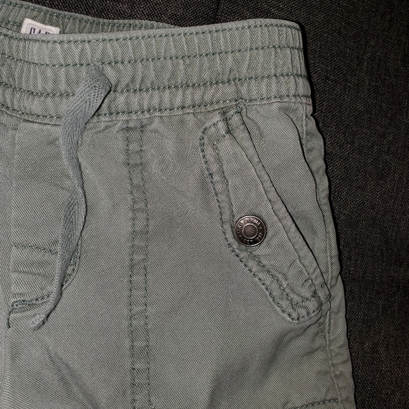 GAP Kids Green Denim Shorts - Picture 3 of 6